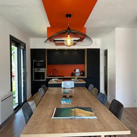 Maison Charmante Avec Piscine